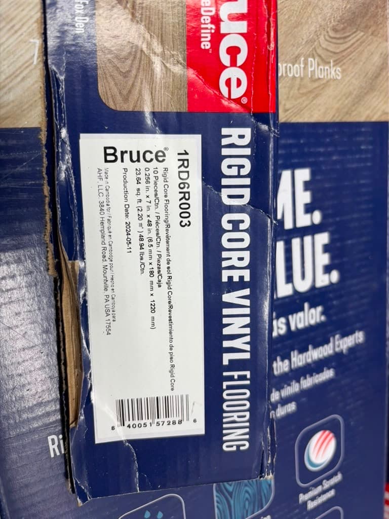 Bruce reDefine Fox Den carton label showing model and package specifications